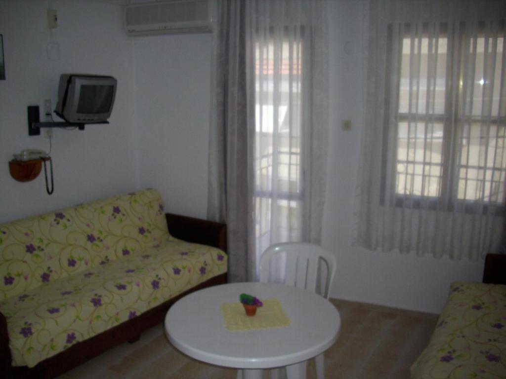 Çeşme Vural Apart Hotel Oda fotoğraf
